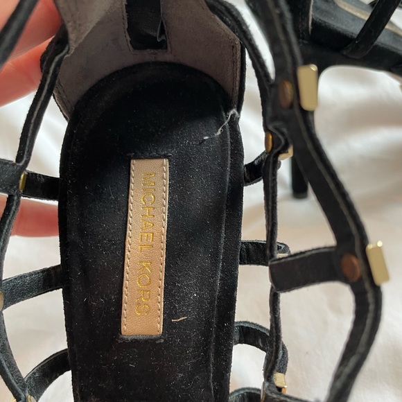 Michael Kors Suede Heeled Sandals Size 9 BRAND NEW! - Picture 2 of 4